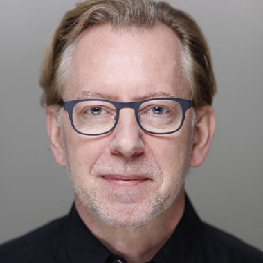 Headshot of Jakob Trollbäck